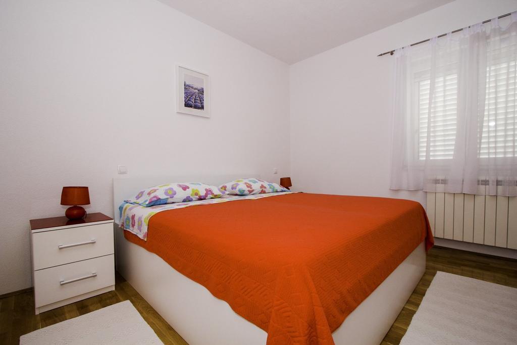 Apartments Zlatka Trogir Ruang foto